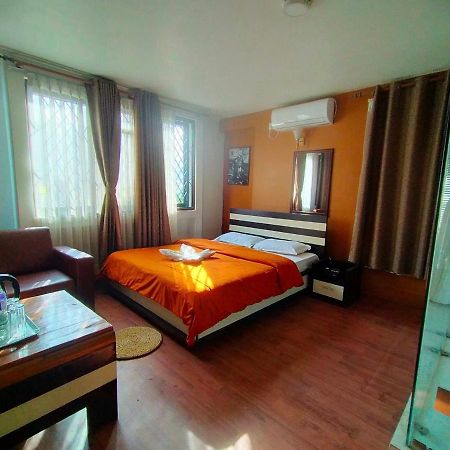 The Majestic Bed & Breakfast Kathmandu Exterior photo