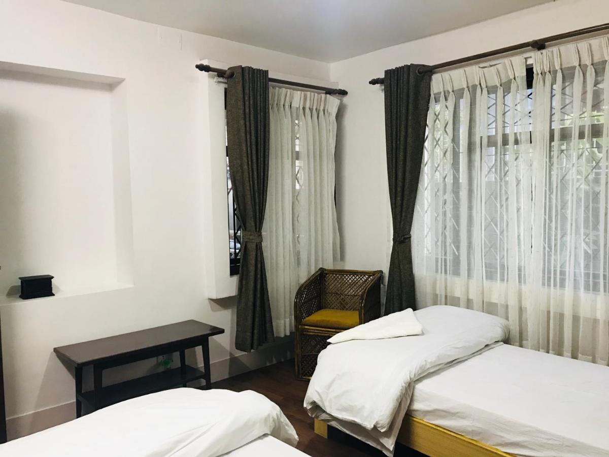 The Majestic Bed & Breakfast Kathmandu Exterior photo